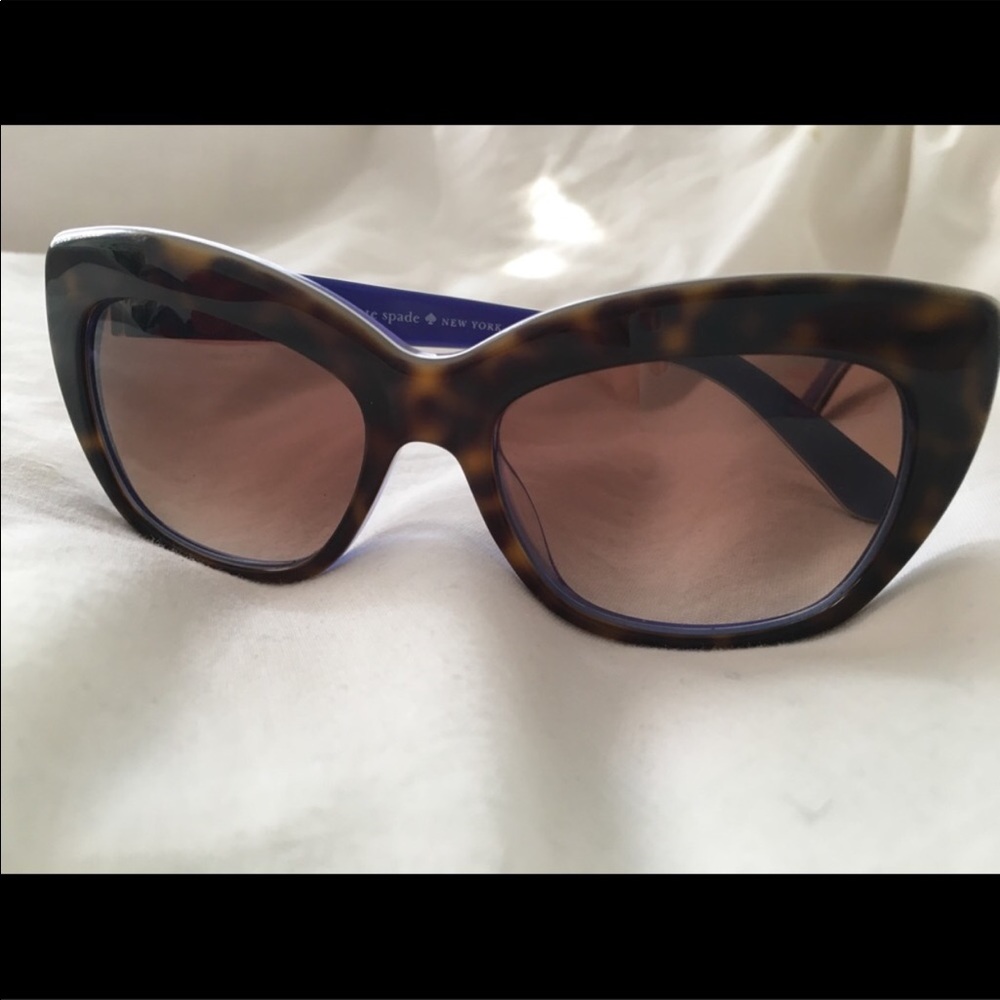 Kate Spade Crimsons Cat Eye Sunglasses!